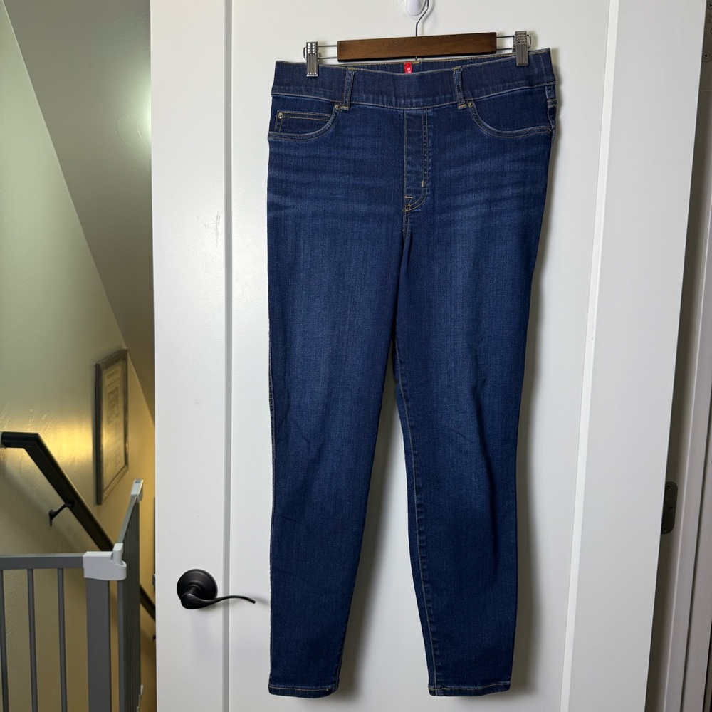 Spanx "Jean-ish" Pull on Jegging Jean Stretch Shaping Comfort Legging Denim L/10